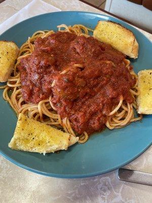 Spaghetti with meatballs