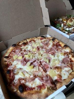 Ham and pineapple pizza