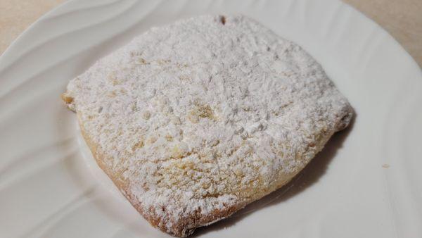 Cheese Delight: Short dough filled with cream chees anf topped w/streusel & powdered sugar - Enjoyed this!  Not too sweet