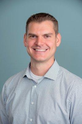 Dr. Mark Kuchar, DC, CSCS, is a board-certified Doctor of Chiropractic Medicine with an expertise and passion for physical rehabilitation.