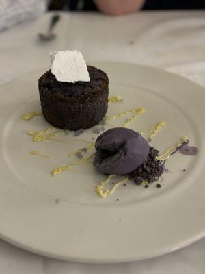 Ube lava cake