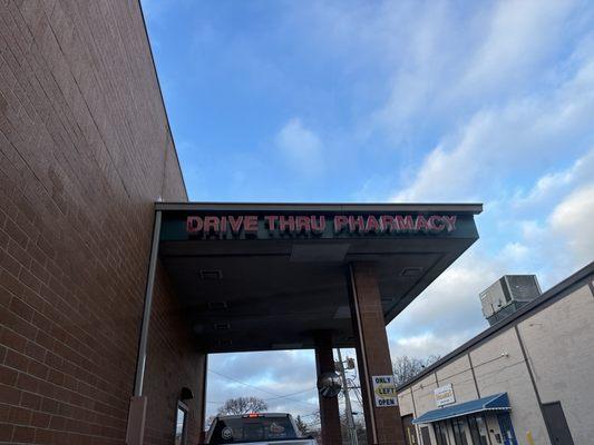 Drive thru pharmacy