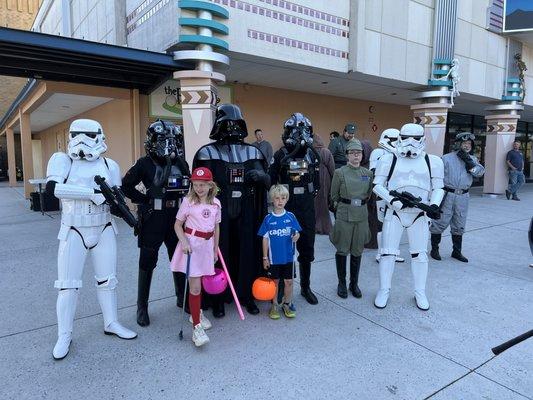 Star Wars meet n greet--Spooktacular Trick or Treat at Aurora Cineplex-Oct 24 2021