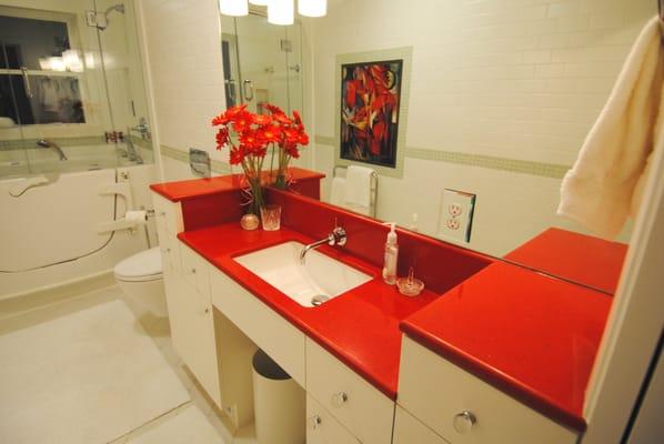 ANOTHER VIEW OF THIS HIGH-STYLE  "RED-HOT" BATHROOM.