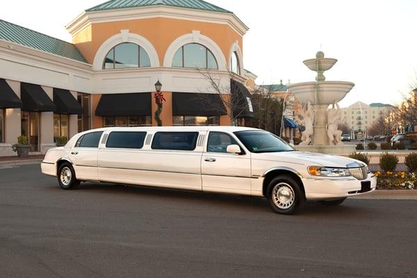 Charlotte Limos, Charlotte Limo Company, Charlotte NC Limo, Prom Limo