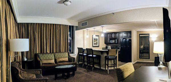 Premier King Suite