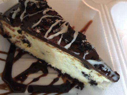 Chocolate Oreo cheesecake.     Yummmmm