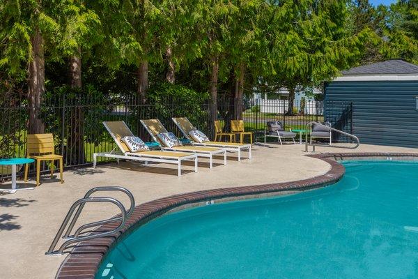 Poolside Lounge Seating