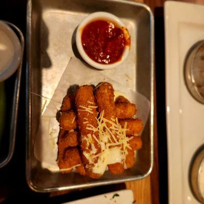 Mozzarella sticks