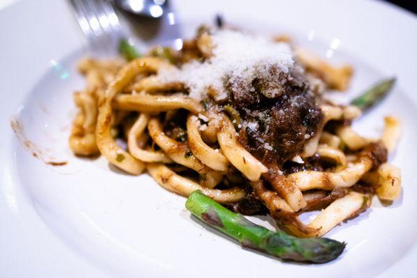 oxtail pasta