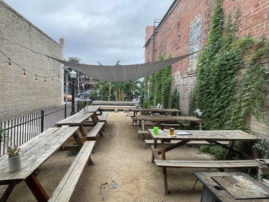 Outdoor patio area, smoking allowed