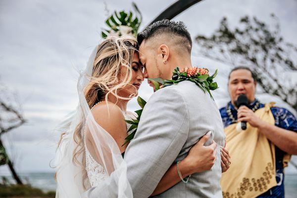 Donnavie + Josiah's gorgeous wedding at Hawaii Polo Club

See more award winning wedding photography at www.hnlstudios.com