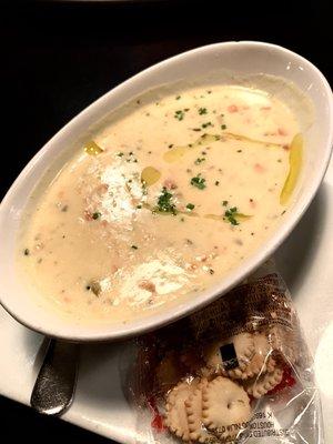 Beach: Pork-Less, Chunky New England Clam Chowder & Very Good