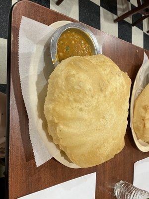 Channa bhatura