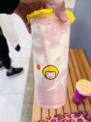 Strawberry Shortcake / Dragon Fruit Yakult Smoothie