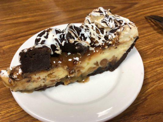 Snickers pie