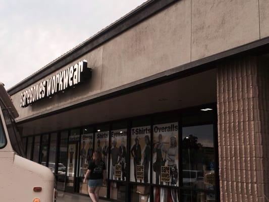 Storefront of Sunrise Blvd store in Rancho Cordova