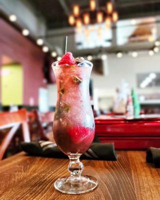 Berry mojito