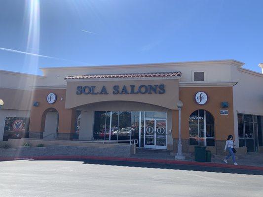 Sola Salon