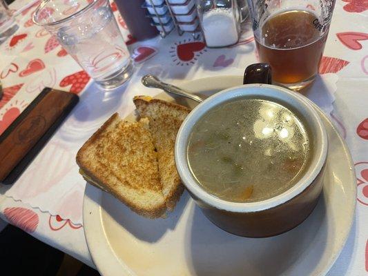 Grilled cheese & soup