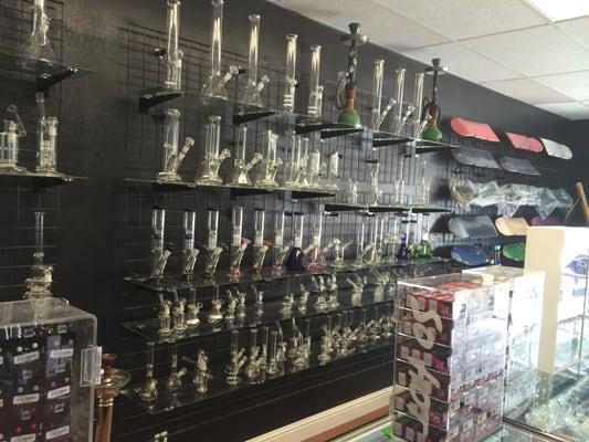 Great selection of water pipes