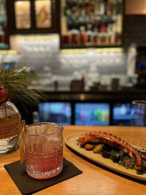 Gin cocktail, octopus & the garlic shrimp