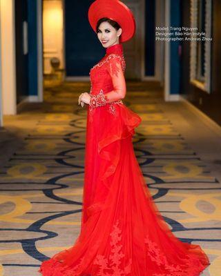 Stunning red aodai