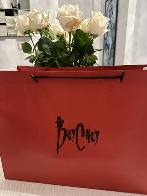 Even the packaging that the food is delivered in his fancy! I highly recommend Boy Choy for delivery.   @purejoy_lifestyle