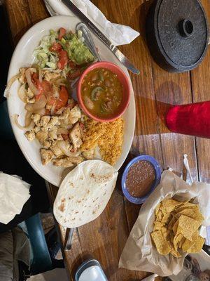 Chicken fajita plate.