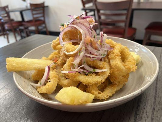 Chicharron de Calamar (Calamari)