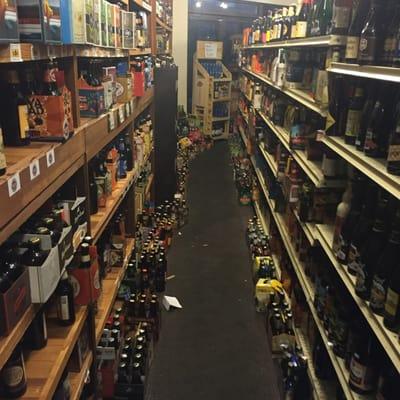 Huge, yet crowded/cluttered beer selection