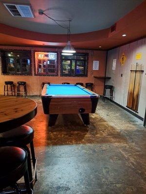 Front pool table