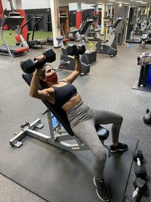 Incline Chest Press