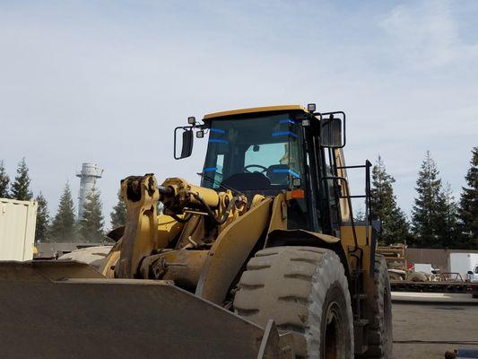 JB Autoglass can custom cut glass for your heavy equipment! Call today for an estimate!