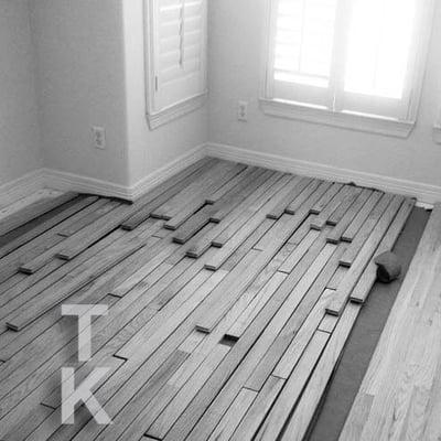 Tensta Kons does custom wood flooring. Contact us to set up a meeting.