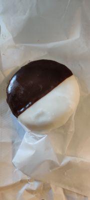 Black and white cookie