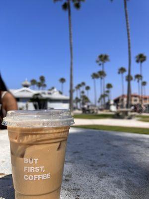 Vanilla Latte iced with oat milk