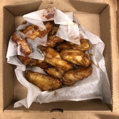 Classic Wings - honey garlic