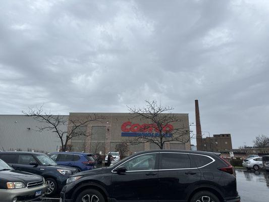 Rainy day shopping at Costco