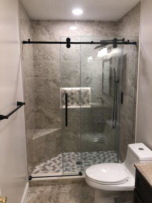 Standing shower