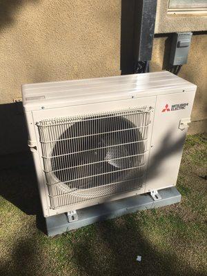 Outdoor Heat Pump Condenser