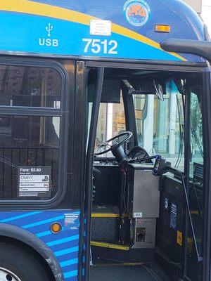 Bus #7512 that Bus Operator 51051 was operating. This was at the Cadman Plaza West/Tillary Street bus stop for the b52/b103 on Nov 5, 2024