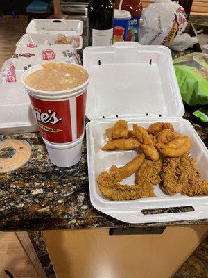 Chicken and extra sauce. A whole large drink cup Full Of  Sauce!!!!