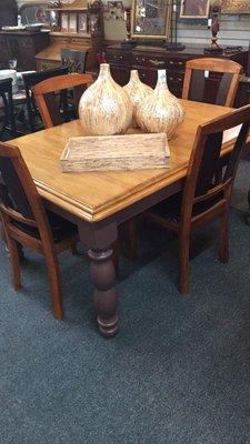 Great solid wood table '