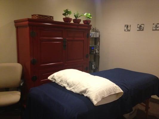 Acupuncture treatment room