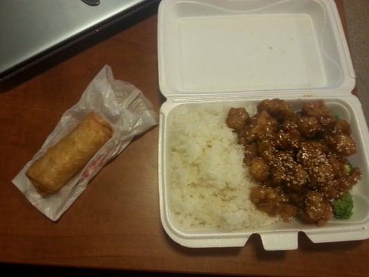 Sesame chicken and egg roll SUNY deal $5.85