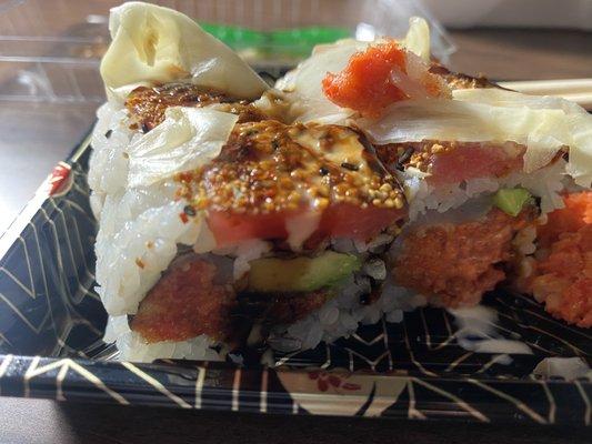 Amazing tuna roll