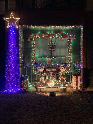 Christmas Decorating Contest!