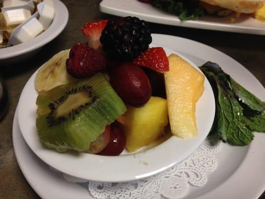 Fruit cup with EIGHT different types of fruit! Now THAT'S a fruit cup.