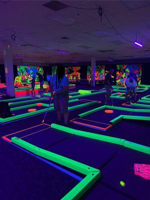 Indoor glow course